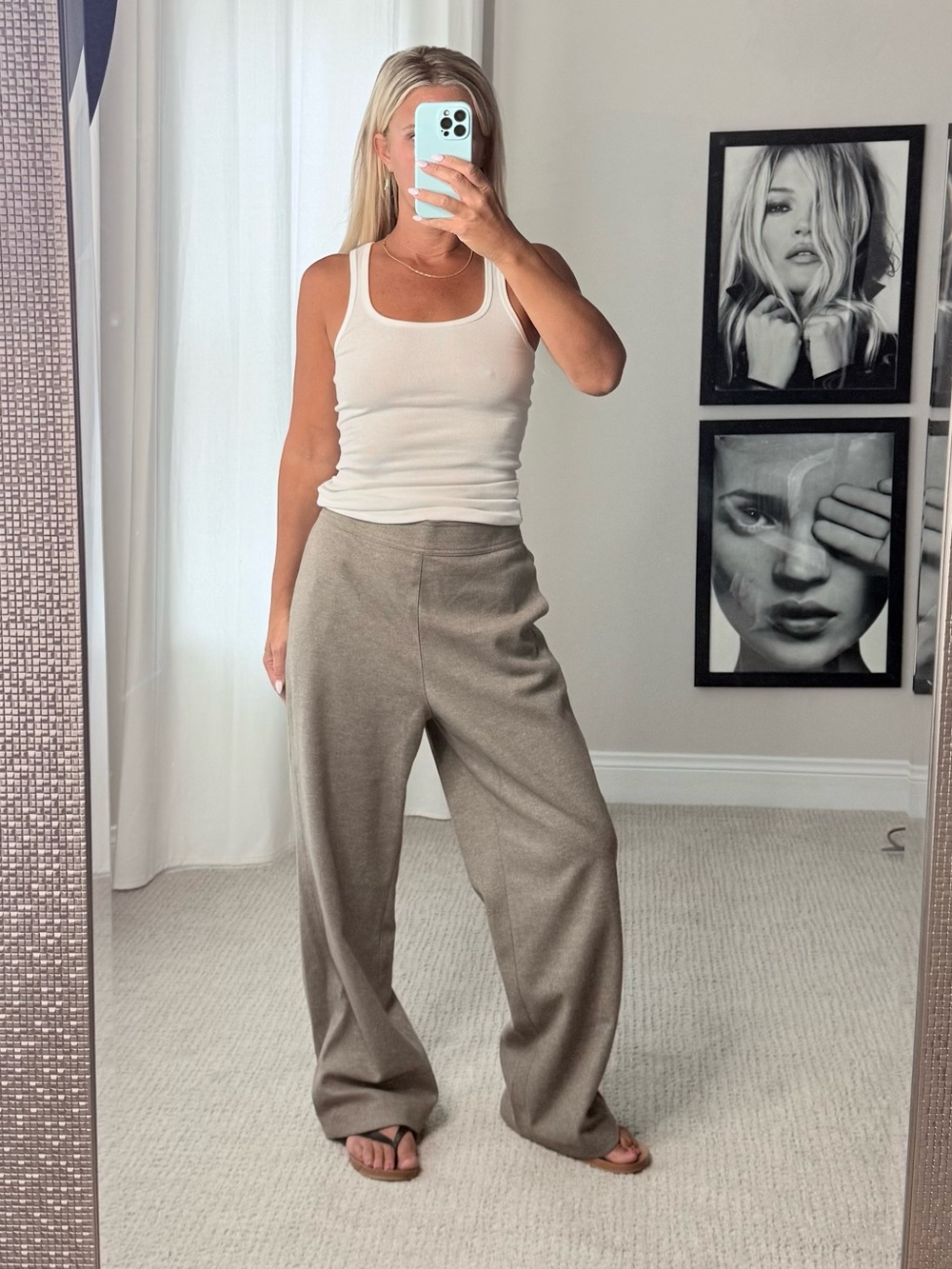 Uniqlo Wide-Leg High-Rise Baggy Trouser Pants in Taupe